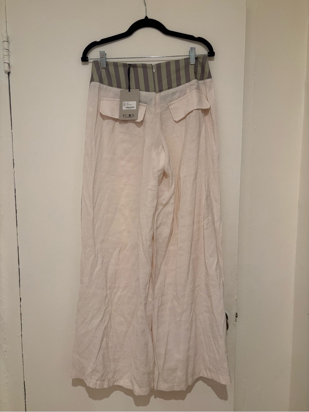 Designs by Si pants - Picture 2 of 4